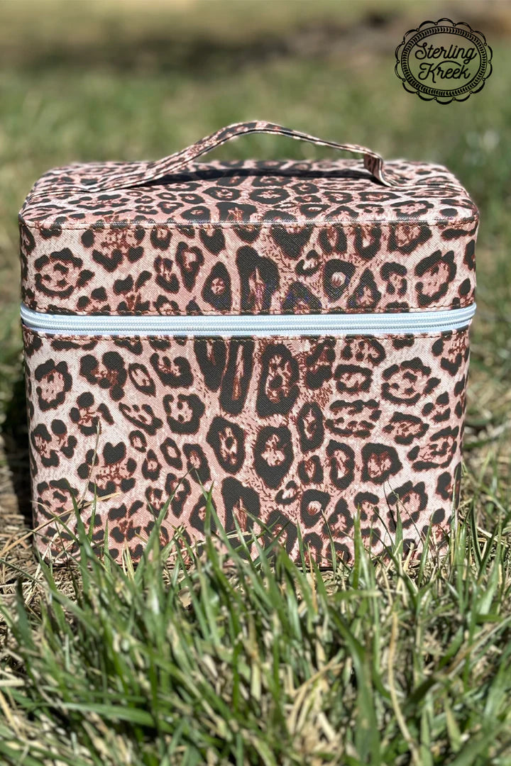 WILDLY WESTERN MAKEUP BOX